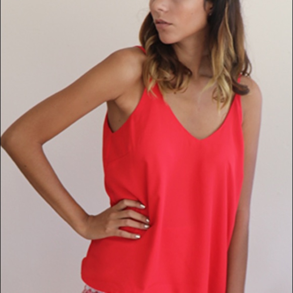 Red Backless Top - Picture 2 of 4